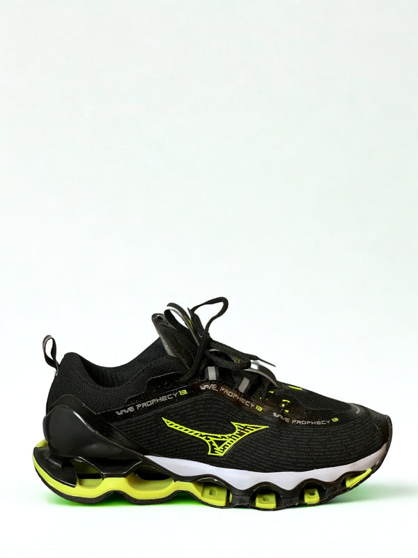 Mizuno Wave Prophecy 13