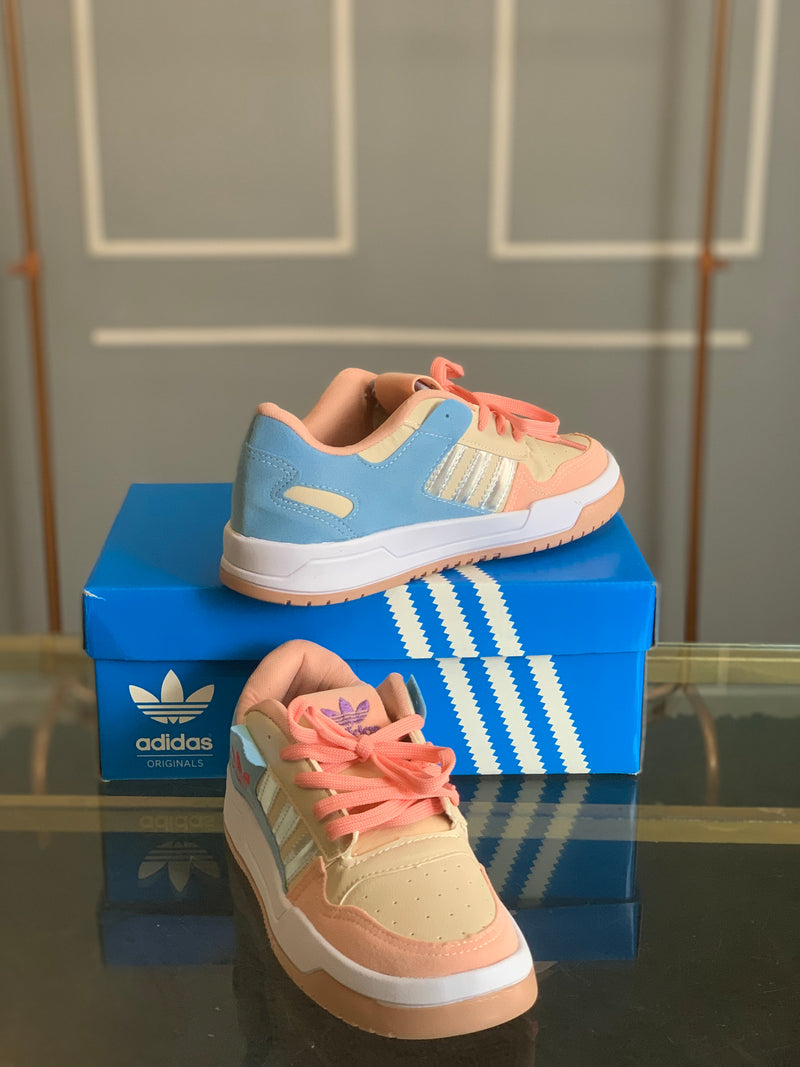 Tênis Adidas Forum Feminino - Estilo Clássico e Conforto 🏆