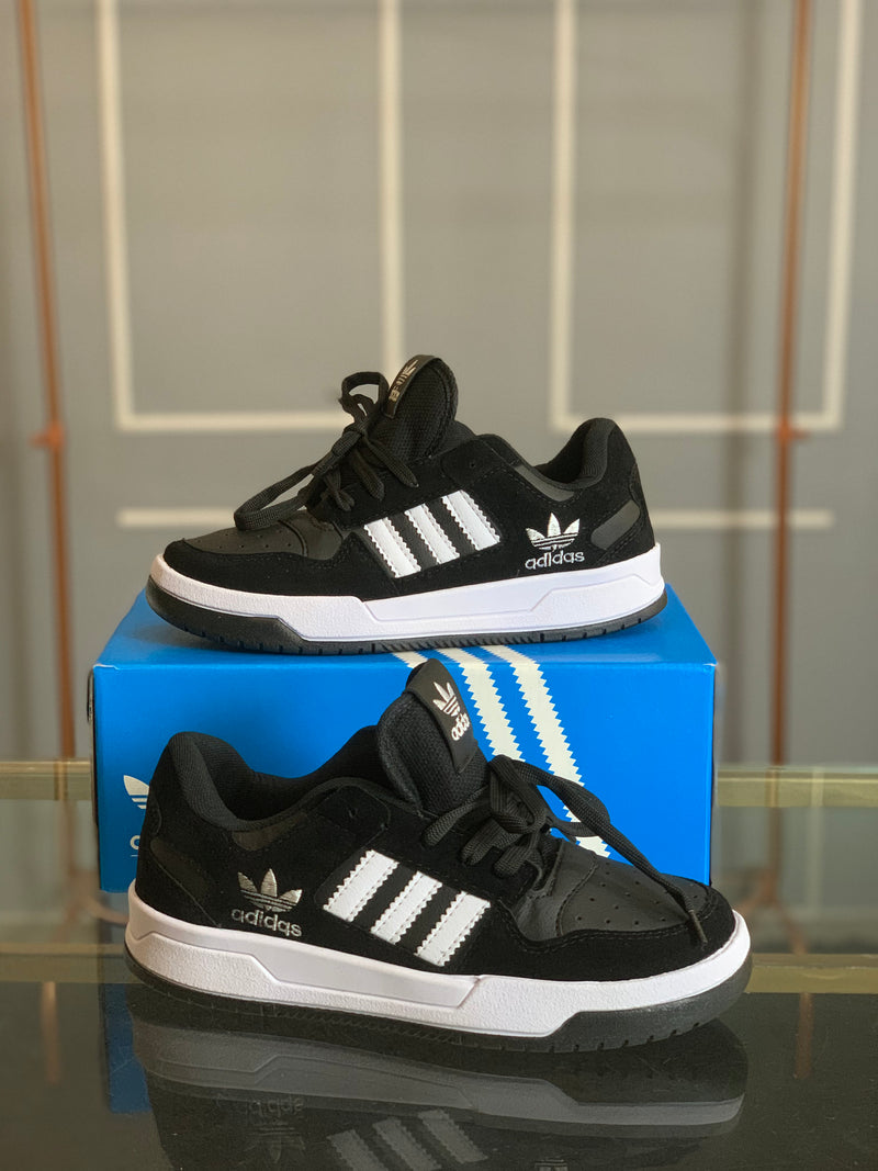 Tênis Adidas Forum - Estilo Clássico e Conforto 🏆